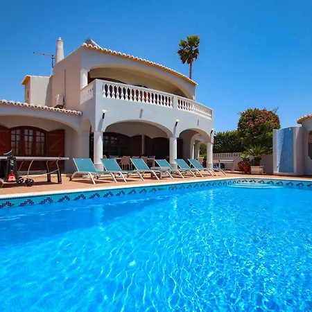 Isabel - Com Piscina Aquecivel E Bbq Em Villa