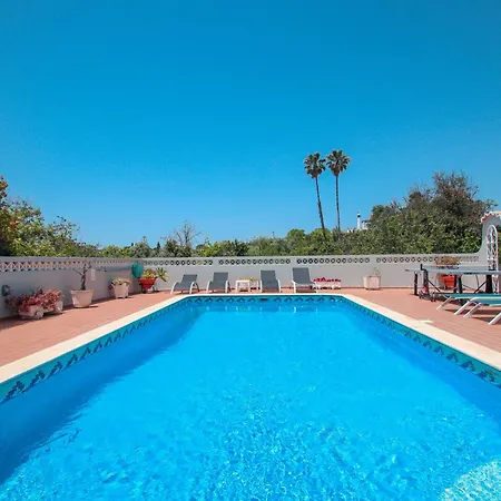 Isabel - Com Piscina Aquecivel E Bbq Em *