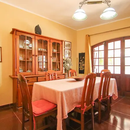 Villa Isabel - Com Piscina Aquecivel E Bbq Em *