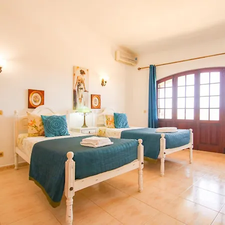 Villa Isabel - Com Piscina Aquecivel E Bbq Em Carvoeiro (Lagoa)